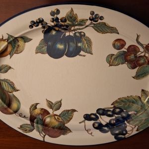 Rare Pier 1 Macintosh Platter